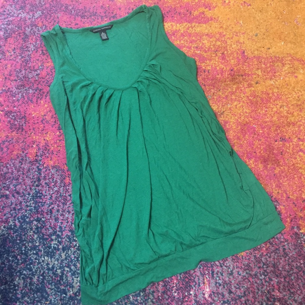 Emerald green Banana Republic tank, small